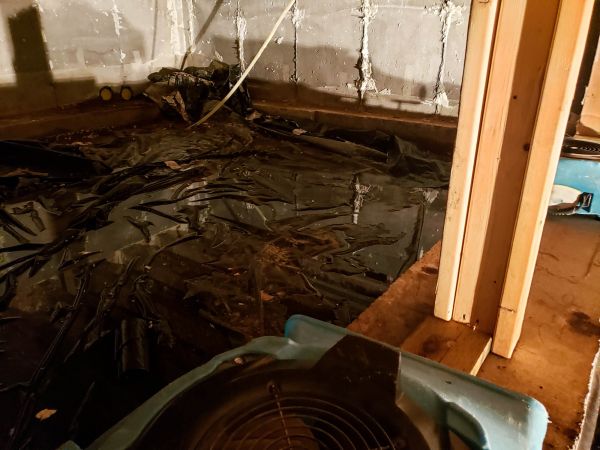 Crawlspace Water Cleanup in Surprise